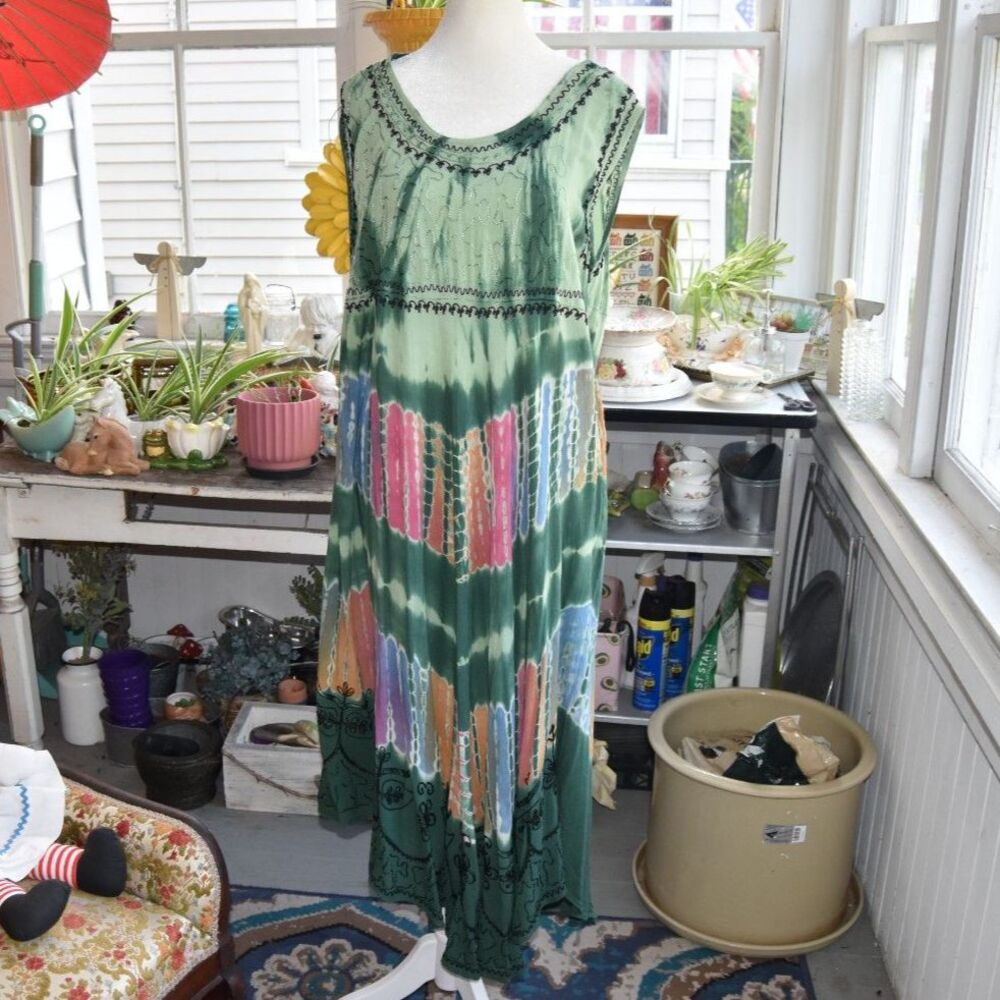 Just Cruising India Tie Dye Rayon Maxi Dress Free Size XL 1X Boho Embroidered